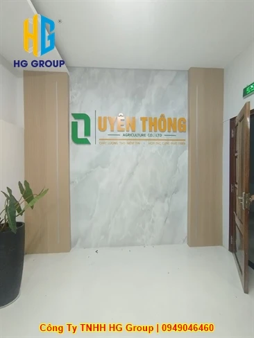 Thi Công Vách Logo Backdrop Cần Thơ Văn Phòng Nhà Máy Uyên Thông Đẹp Trọn Gói